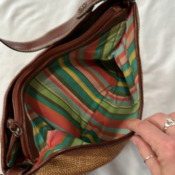 Fossil Woven Shoulder Bag with Leather Details - Picture 6 of 11
